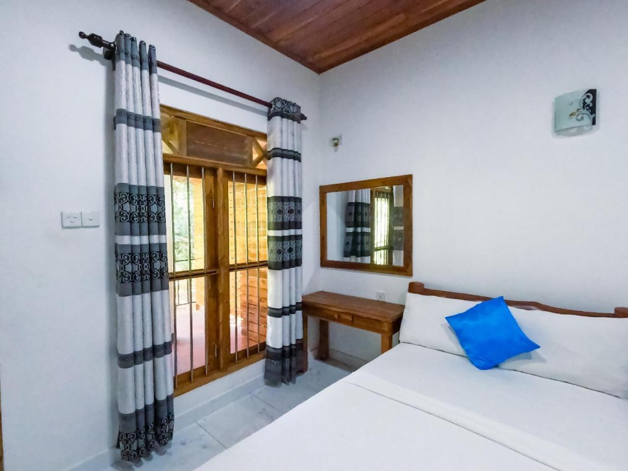 Wild Heaven Udawalawe Hotel Exterior photo